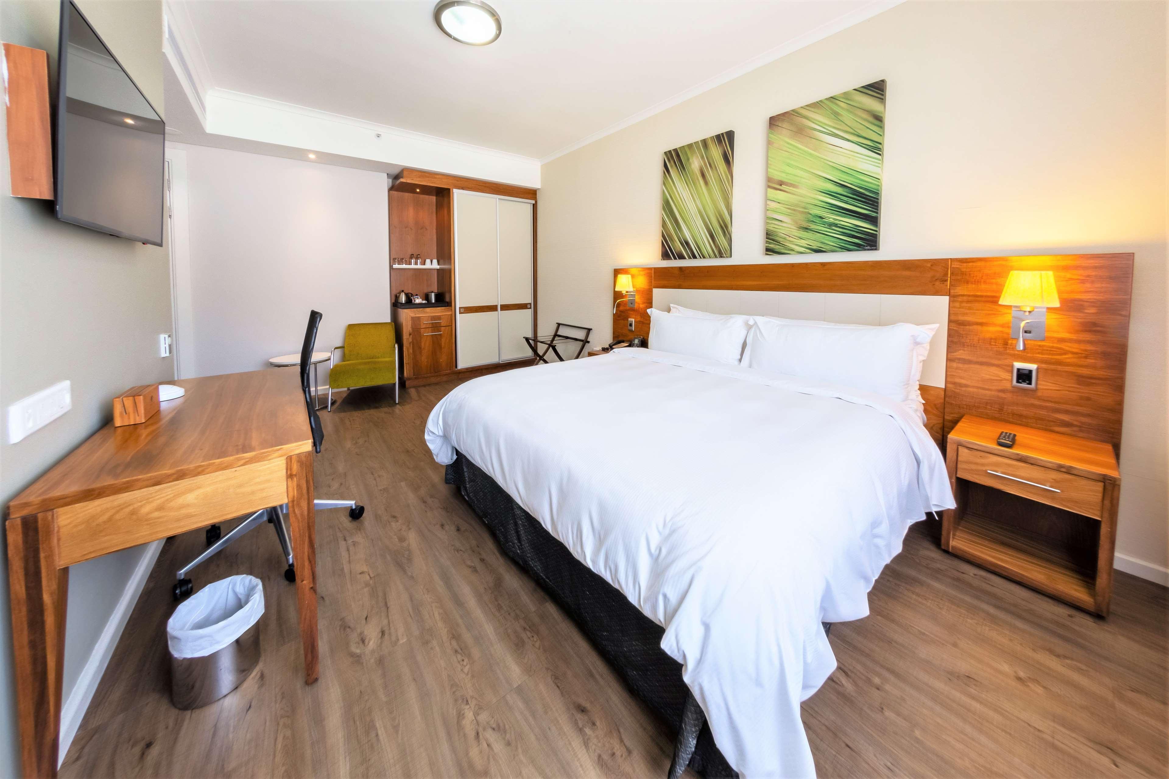 Doubletree By Hilton Upper Eastside