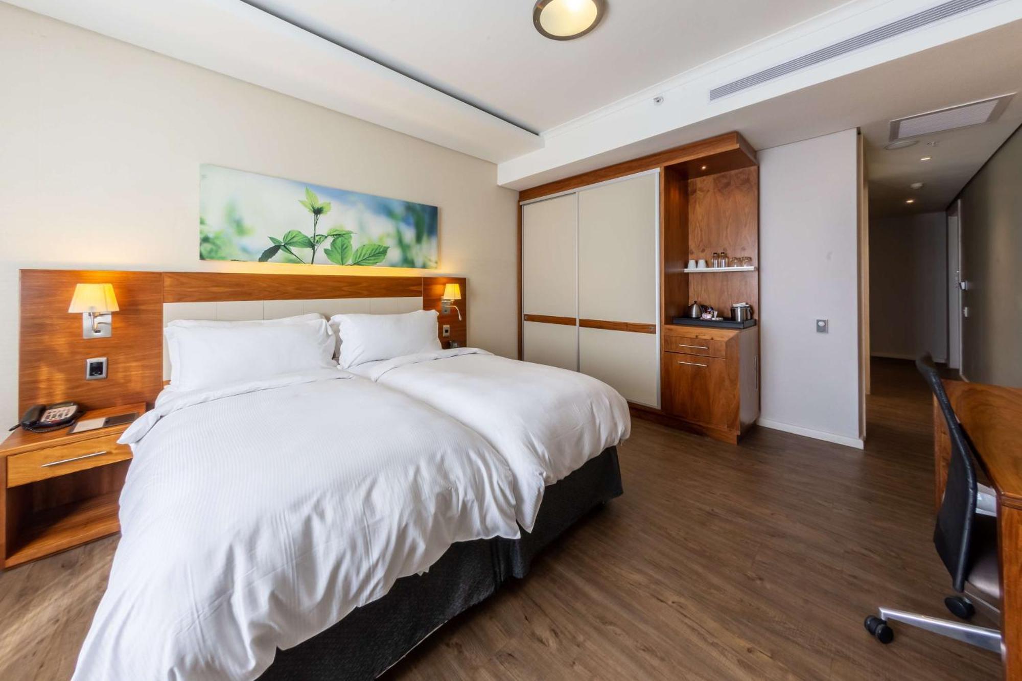 Doubletree By Hilton Upper Eastside 4* Cape Town